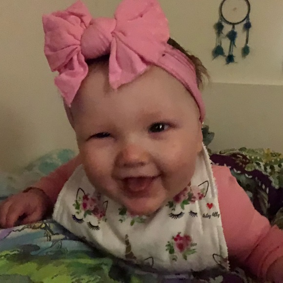 Meet your Posher, Nicole - Picture 1 of 1